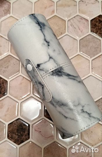 Кисти для макияжа в тубусе новые