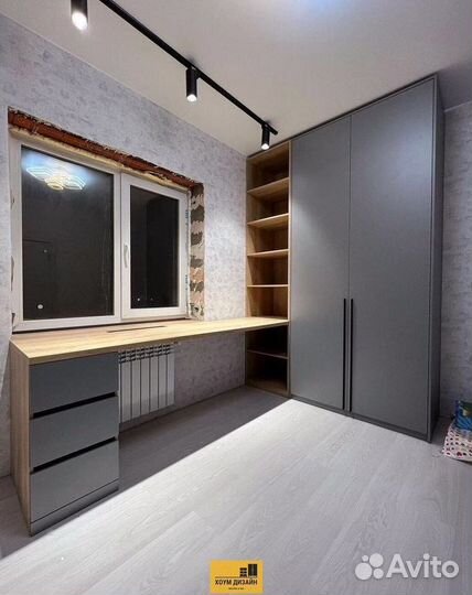 Рабочая зона у окна на заказ