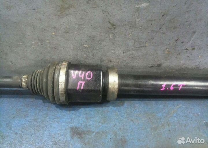 Привод передний правый Volvo V40 MV