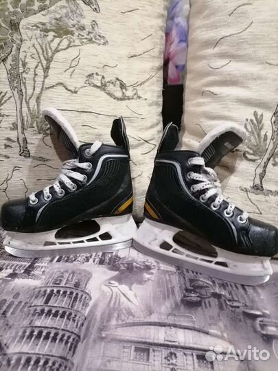 Хоккейные коньки детские bauer 31р