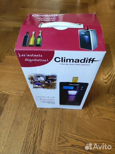 Охладитель для вина Climadiff Vinicave