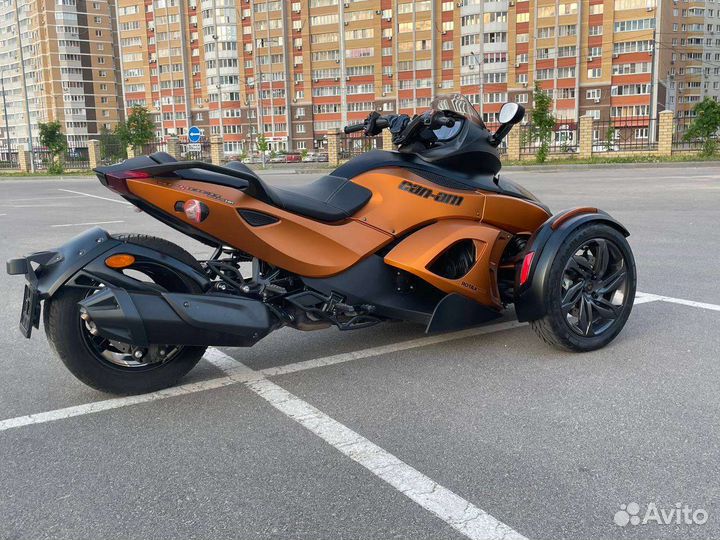 BRP CAN-AM spyder RSS