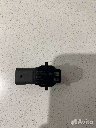 Датчик парковки Mazda CX30