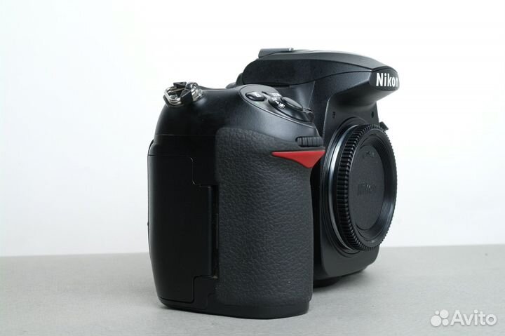 Фотоаппарат Nikon D200 body