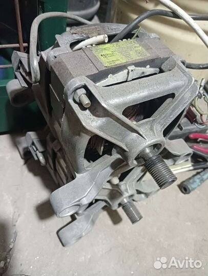 Мотор для стиральной машины Indesit