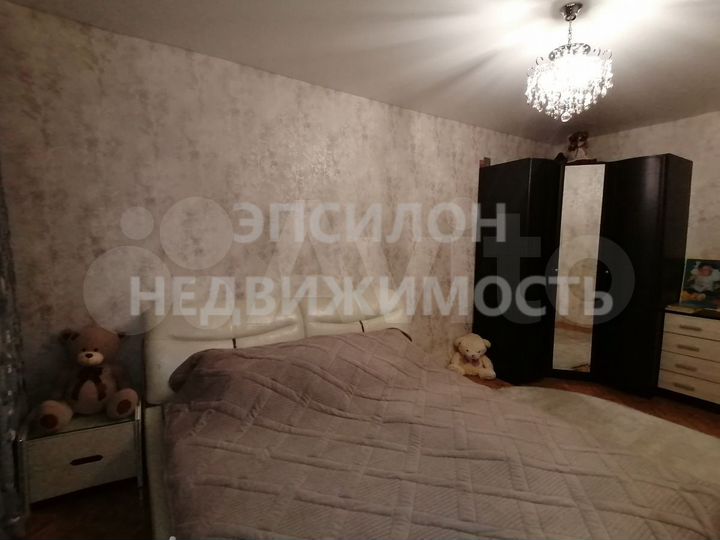 3-к. квартира, 78 м², 8/10 эт.