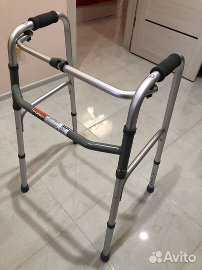 Ходунки для взрослых инвалидов