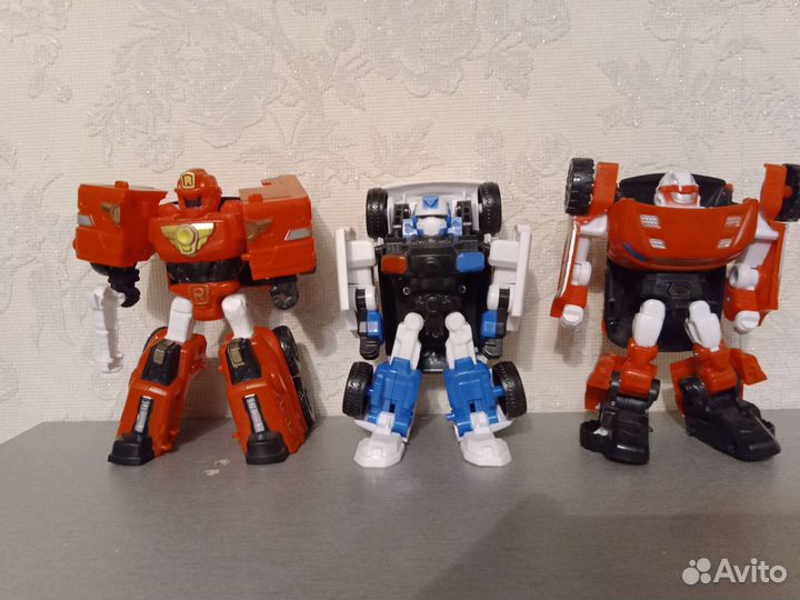 Роботы тоботы и трансформеры