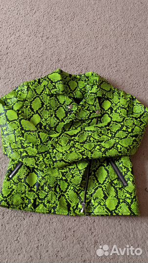 Курточка для девочки