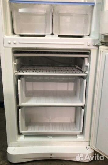 Индезит Холодильник б/у рабочий