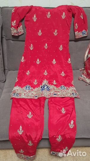 Индийский костюм женский