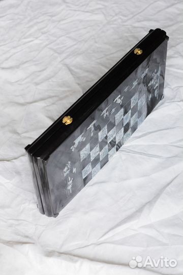 Шахматы перламутр и лаковое дерево, середина 20в