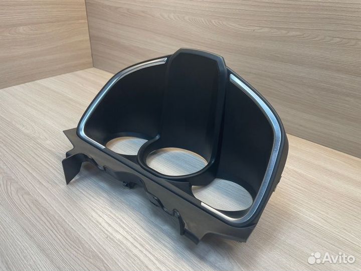 Козырек щитка приборов LADA X-Ray