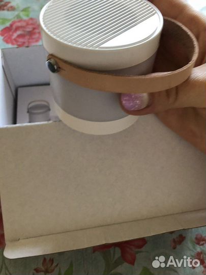 Беспроводная 15w зарядка с колонкой-лампой