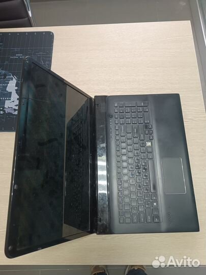 Ноутбук sony vaio 17.3