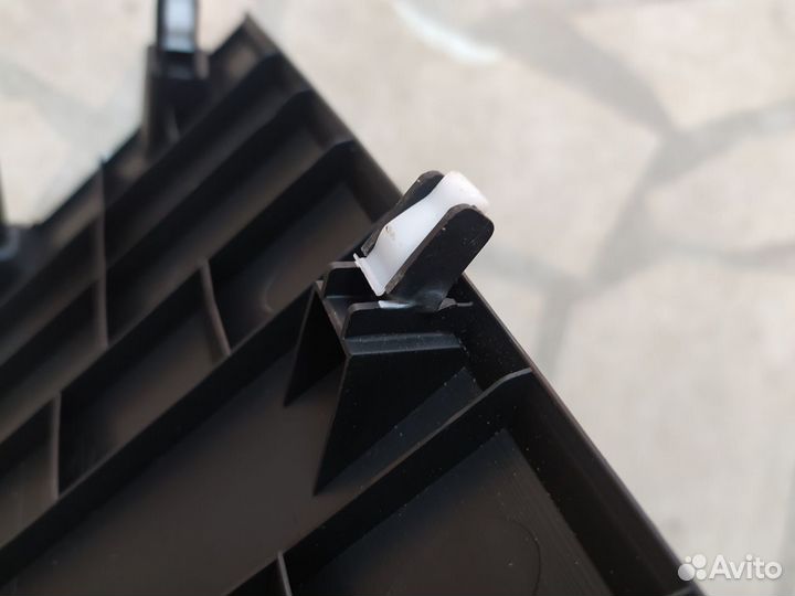 Накладка центральной панели Mazda 3 BK