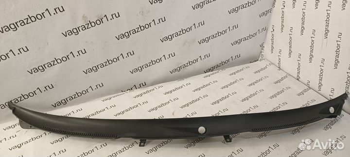 Решетка стеклооч. (планка под лобовое стекло) Audi