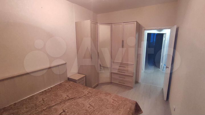 2-к. квартира, 56 м², 6/10 эт.