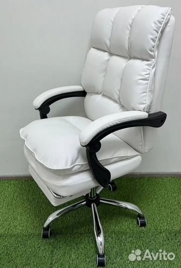 Компьютерное игровое кресло геймерское с массажем