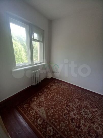 2-к. квартира, 47 м², 3/5 эт.