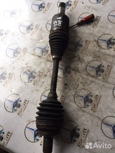 Правая передняя полуось на мерс W221