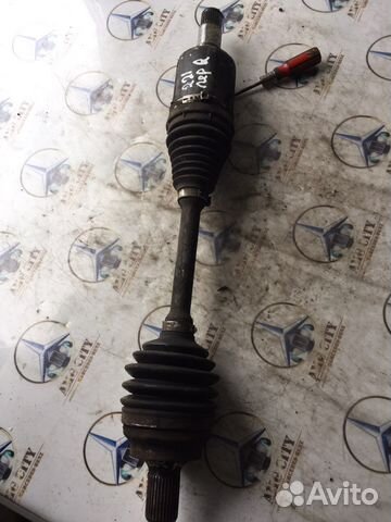 Правая передняя полуось на мерс W221