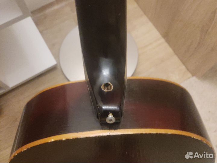 Гитара акустическая