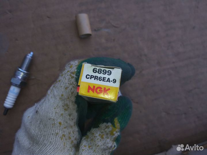 Свеча зажигания NGK CPR6EA-9
