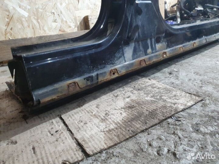 Порог правый Nissan Murano Z50 VQ35DE 2003