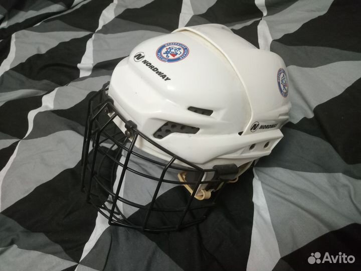 Детский шлем для хоккея