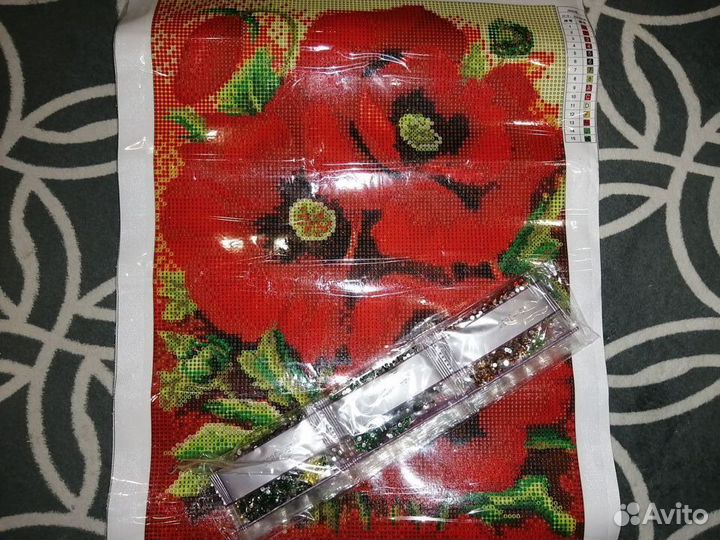 Алмазная мозаика мерцающие стразы