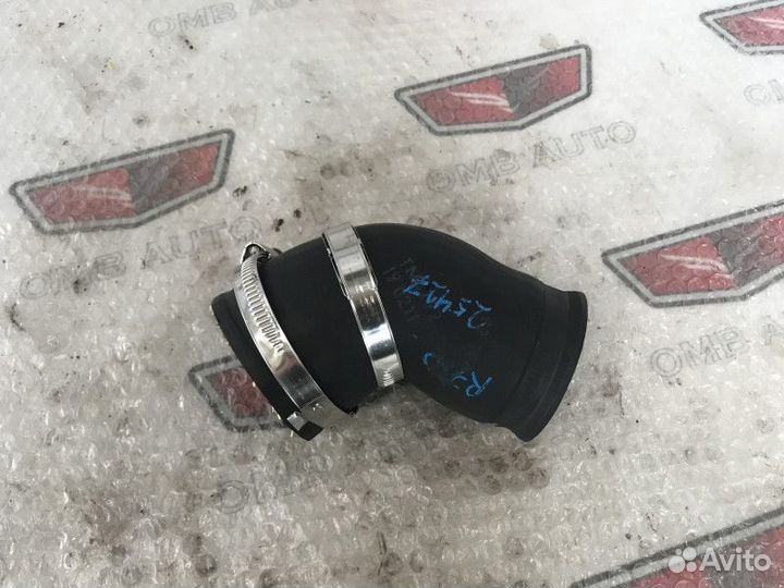 Патрубок интеркулера Шкода Октавия А5