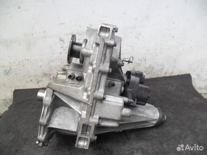 Коробка раздаточная Nissan Titan