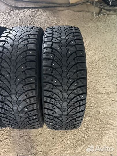 Pirelli Formula Ice 215/65 R16