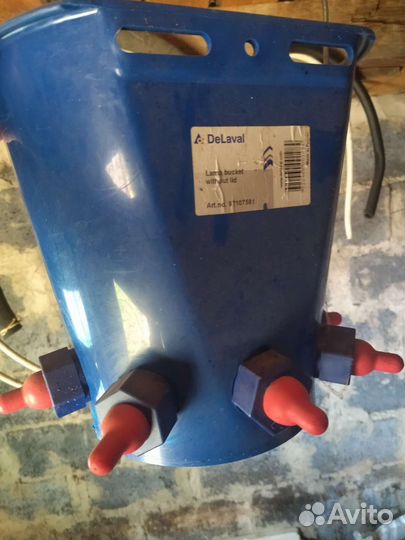 Ведро поильник для ягнят