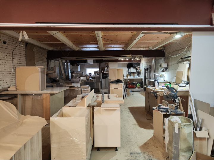 Производство, мебельный цех 350 м²