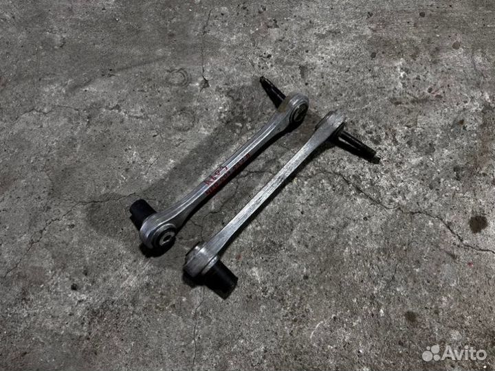 Рычаг задний поперечный задний Audi A8 D3