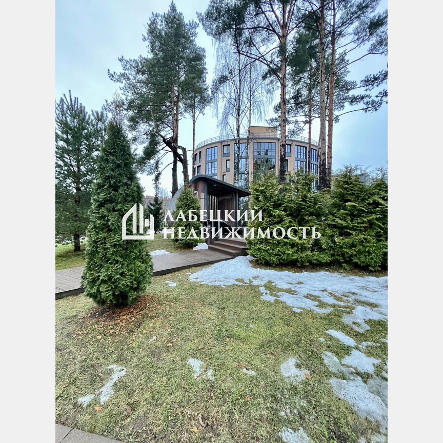 1-к. апартаменты, 47,7 м², 1/6 эт.