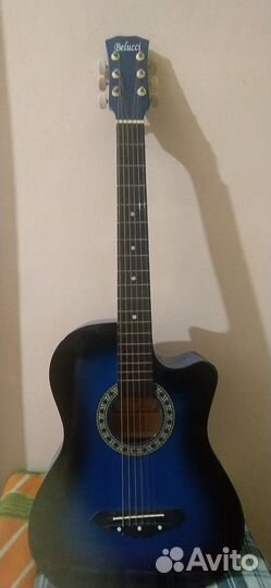 Акустическая гитара