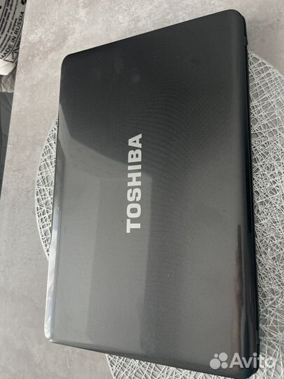 Ноутбук Toshiba