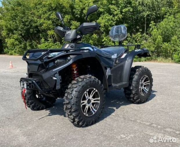 Квадроцикл Linhai Yamaha D 300 4WD черный