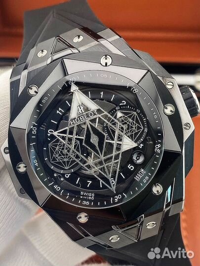 Часы Hublot Sang black 45mm