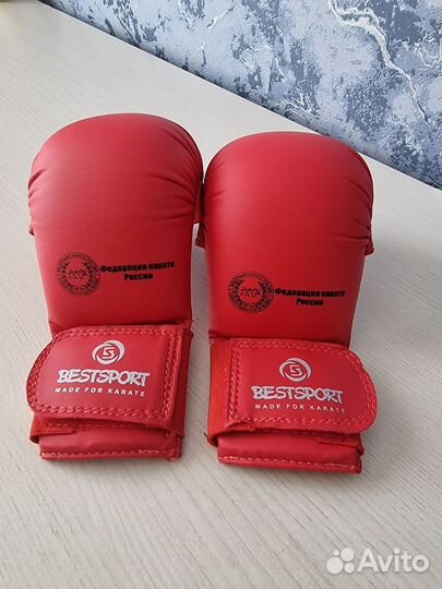 Перчатки для единоборств