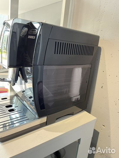Кофемашина Delonghi Dinamica 35015