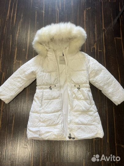 Пальто moncler белое