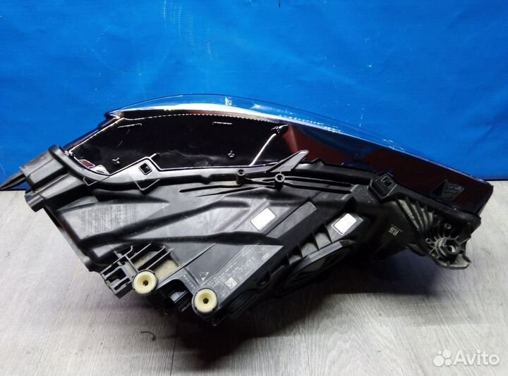 Фара левая Audi Q3 F3 2018-2024