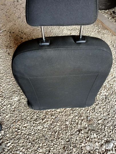 Передние сиденья