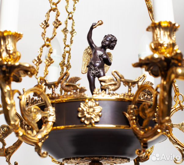 Бронзовая люстра с ангелом