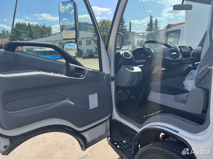 Hino 300 (Dutro), 2021