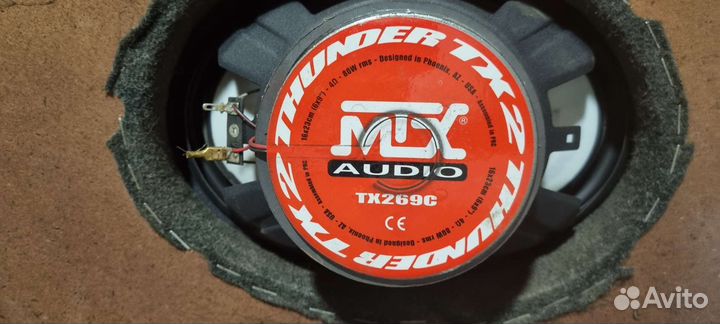 Акустическая полка ваз 2107